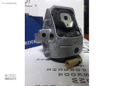Oto Çıkma Parça / Audi / A4 / Motor / Takozu & Kulağı / Sıfır Parça 