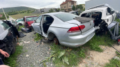 Oto Çıkma Parça / Volkswagen / Passat / Far & Stop / Sol Ön Far / Çıkma Parça 