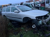 Oto Çıkma Parça / Volvo / V70 / Göğüslük & Torpido / Komple Torpido / Çıkma Parça 