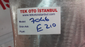Oto Çıkma Parça / Mercedes / E Serisi / Kaporta & Karoser / Sol Ön Çamurluk / Çıkma Parça 