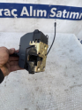 Oto Çıkma Parça / Renault / Megane / Kaporta & Karoser / Kapı Kilidi / Çıkma Parça 