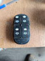 Ford focus sol ön cam düğmesi