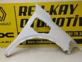 Oto Çıkma Parça / Renault / Megane / Kaporta & Karoser / Sağ Ön Çamurluk / Çıkma Parça 