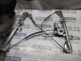 ÇIKMA PEUGEOT PARTNER BERLİNGO SOL ÖN CAM KRİKOSU K-842