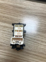 Oto Çıkma Parça / Toyota / Corolla / Oto Cam / Cam Düğmesi / Sıfır Parça 