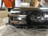 Oto Çıkma Parça / Toyota / Corolla / Far & Stop / Sol Ön Far / Sıfır Parça 