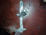 Peugeot 307 çıkma sağ ön cam krikosu
