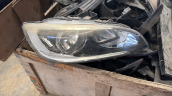 Volvo S40 sağ ön far