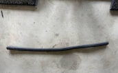 Peugeot 2008 ön panel  üst fitili 9839872880
