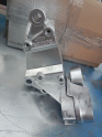 Ford cornet 75 lk sarz dinamosu bağlantı ayağı