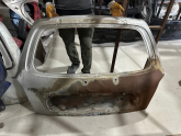 HYUNDAİ SANTAFE ÇIKMA ORJİNAL BAGAJ KAPAĞI KD3