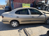 Renault Megane bir sağ arka kapı