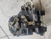 Oto Çıkma Parça / Volkswagen / Bora / Kaporta & Karoser / Kapı Kilidi / Çıkma Parça 