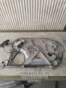 FORD KUGA ORJİNAL SOL ÖN CAM KRİKOSU 2008-2012
