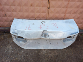 Toyota corolla bagaj kapağı