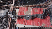 8V5807385D orj audi a3 arka tampon orta braketi