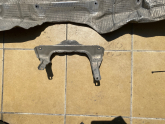 Oto Çıkma Parça / Porsche / Cayman / Tampon / Tampon Demiri / Çıkma Parça 