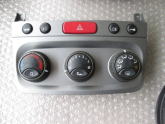 Oto Çıkma Parça / Alfa Romeo / 147 / Klima / Kontrol Paneli / Çıkma Parça 