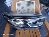 Renault Captur sağ far ful led orijinal (260107244R) 50tl