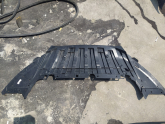 Oto Çıkma Parça / Ford / Focus / Tampon / Alt Muhafaza / Çıkma Parça 