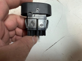 Oto Çıkma Parça / Renault / Kangoo / Oto Cam / Cam Düğmesi / Çıkma Parça 
