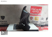 Renault Master 3 arka tampon köşe