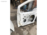 Oto Çıkma Parça / Ford / Tourneo Courier / Kaporta & Karoser / Sağ Ön Çamurluk / Çıkma Parça 