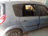 Renault scenic 2 sağ arka kapı çıkma orijinal