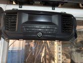 Oto Çıkma Parça / Opel / Vivaro / Teyp / Oto Teybi / Çıkma Parça 
