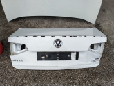 Volkswagen Jetta bagaj kapağı