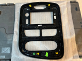 Oto Çıkma Parça / Renault / Clio / Teyp / Teyp Çerçevesi / Çıkma Parça 