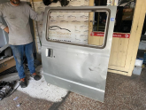 Oto Çıkma Parça / Nissan / Vanetto / Kaporta & Karoser / Sol Sürgülü Kapı / Çıkma Parça 