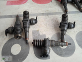 Oto Çıkma Parça / Volkswagen / Touran / Motor / Enjektör / Çıkma Parça 