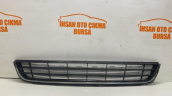 VW Jetta Ön Tampon Orta Izgara 2011-2013 orijinal çıkma