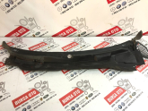 Oto Çıkma Parça / Chrysler / 300 / Oto Cam / Ön Cam Izgarası / Çıkma Parça 