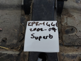 KPR1446 SUPERB SAĞ ÖN ÇEYREK MARŞPİYEL SACI KESME ŞASİ ŞASE 02-07
