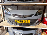 ÖZMEN OPEL ASTRA J ÖN TAMPON SAĞ SOL FAR SİS PANJUR IZGARA