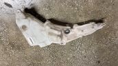 Silecek Su Deposu Küçük - 4F0955453M  Audi A6