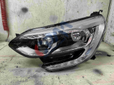 Oto Çıkma Parça / Renault / Megane / Far & Stop / Sol Ön Far / Çıkma Parça 