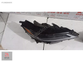 Oto Çıkma Parça / Toyota / Corolla / Far & Stop / Sağ Ön Far / Çıkma Parça 