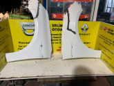 Oto Çıkma Parça / Renault / Megane / Kaporta & Karoser / Sağ Ön Çamurluk / Çıkma Parça 