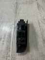 Oto Çıkma Parça / Ford / Tourneo Courier / Oto Cam / Cam Düğmesi / Çıkma Parça 