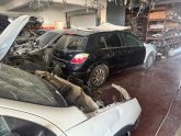 Oto Çıkma Parça / Opel / Corsa / Kaporta & Karoser / Sağ Ön Kapı / Çıkma Parça 