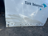 Oto Çıkma Parça / Ford / Tourneo Courier / Kaporta & Karoser / Sağ Ön Kapı / Çıkma Parça 