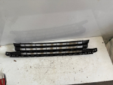 Oto Çıkma Parça / Volkswagen / Passat / Tampon / Tampon Izgarası / Çıkma Parça 