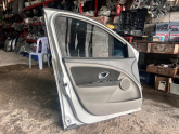 Oto Çıkma Parça / Renault / Fluence / Koltuk & Döşeme / Kapı Döşemesi / Çıkma Parça 