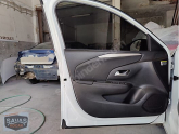 Oto Çıkma Parça / Opel / Corsa / Kaporta & Karoser / Sağ Ön Kapı / Çıkma Parça 