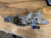 Oto Çıkma Parça / Volkswagen / Passat / Motor / Bağlantı Braketi / Çıkma Parça 
