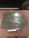 OPEL CORSA B SAĞ ARKA KAPI CAMI