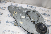 Oto Çıkma Parça / Ford / Focus / Oto Cam / Cam Krikosu / Çıkma Parça 